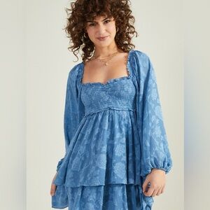 New with tags altard state Gemma floral mini dress in blue